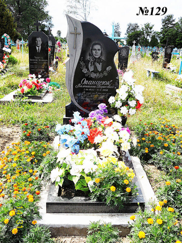 Одинарний гранітний пам'ятник