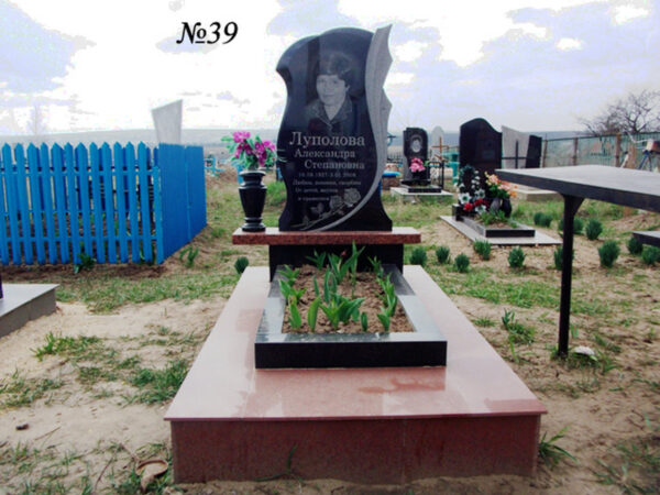 Одинарний гранітний пам'ятник