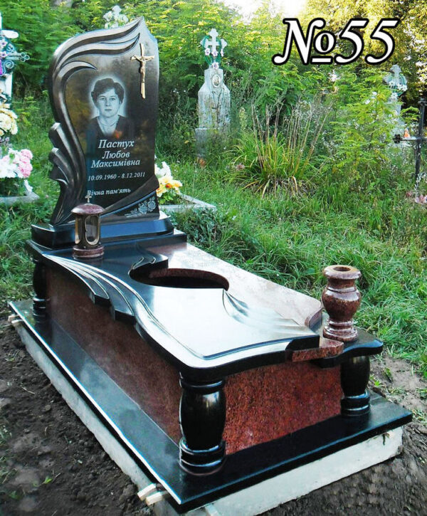 Одинарний гранітний пам'ятник