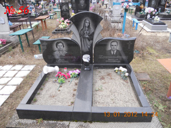 Подвійний гранітний пам'ятник
