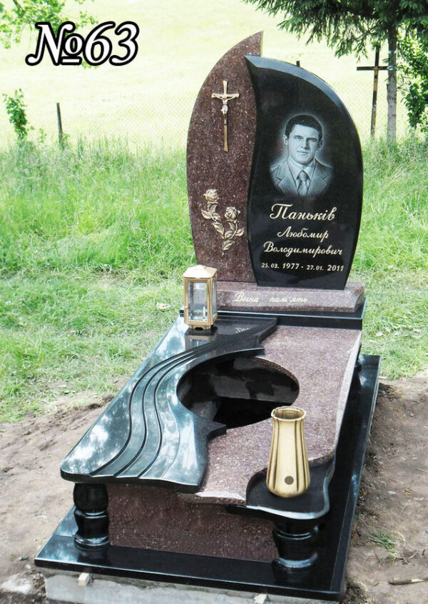 Одинарний гранітний пам'ятник
