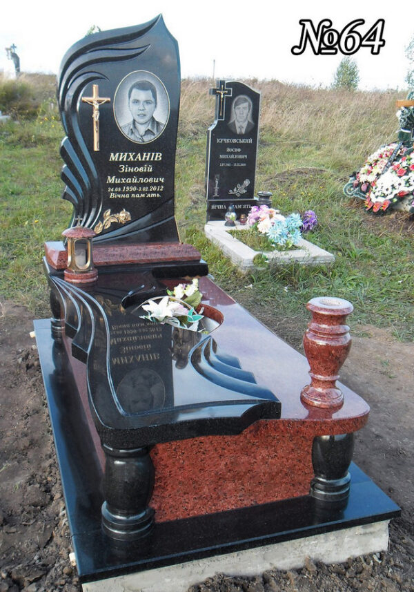 Одинарний гранітний пам'ятник