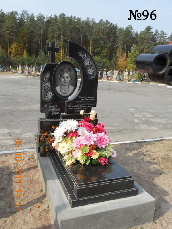 Одинарний гранітний пам'ятник