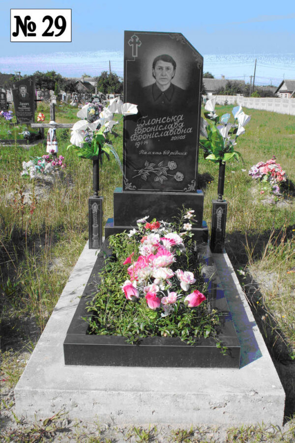 Одинарний гранітний пам'ятник