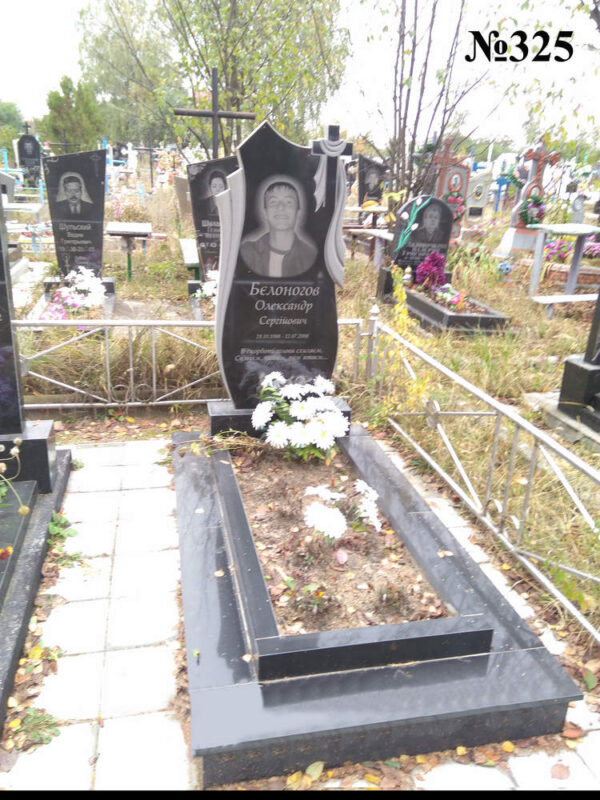 Одинарний гранітний пам'ятник