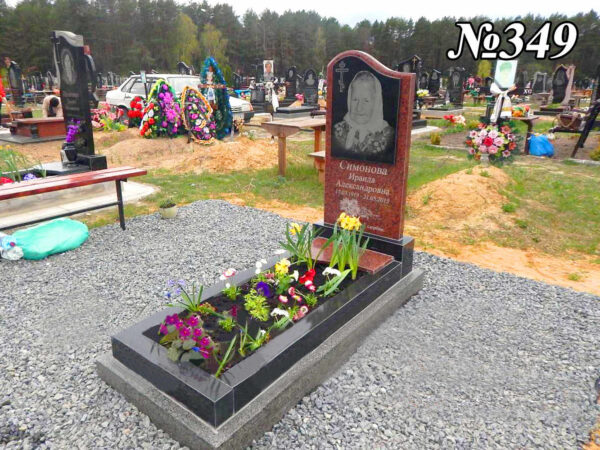 Одинарний гранітний пам'ятник