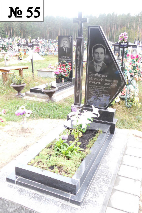 Одинарний гранітний пам'ятник